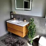 Modernes Mit Balkon I 45qm I Zentrum Daire Vallendar