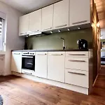 Modernes Mit Balkon I 45qm I Zentrum Appartement *